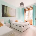 Paradise מלון רומא